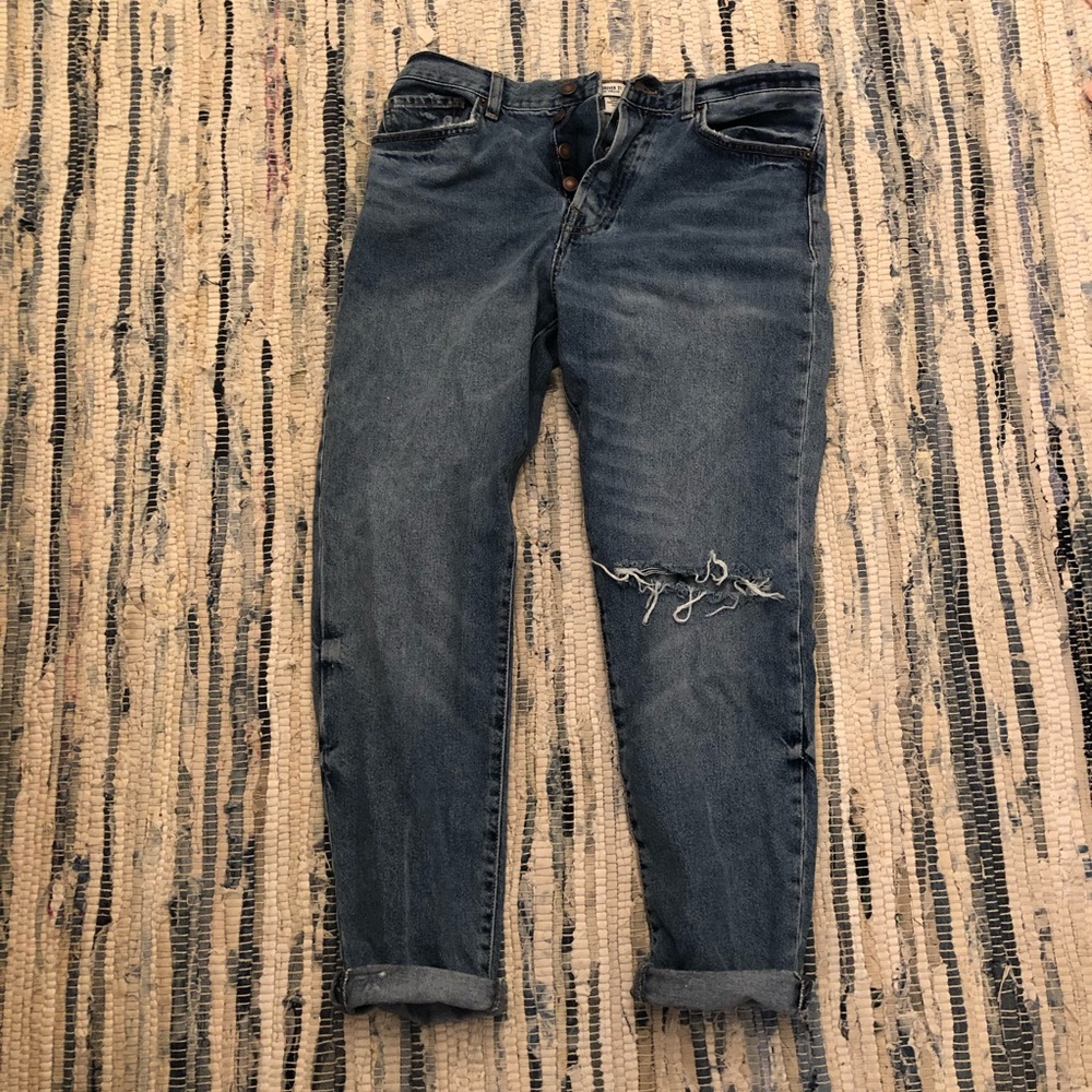 High-Rise Knee-Slit Mom Jeans - Picture 2 of 8